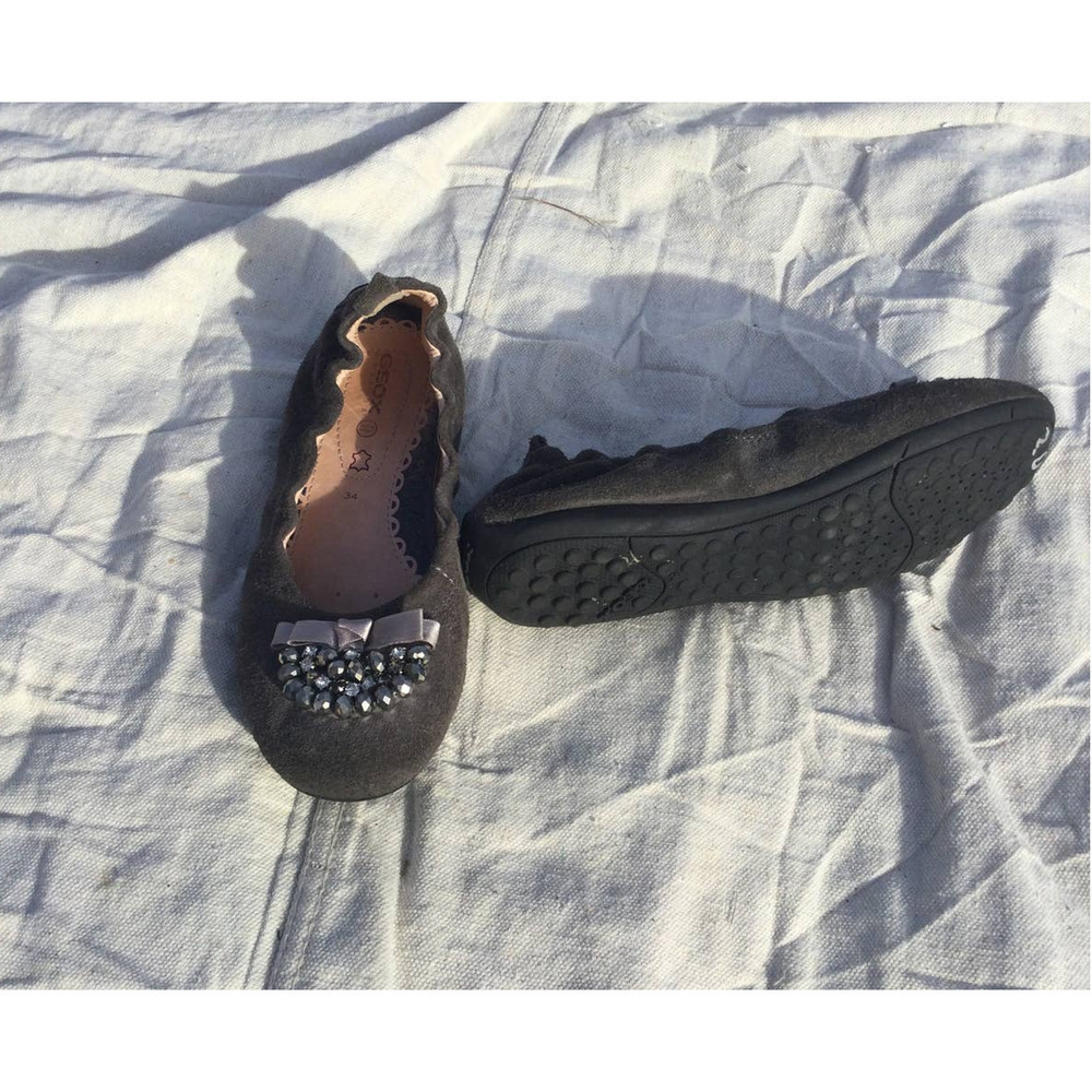 Geox girls suede leather‎ flats size 3 34 shoes rhinestone silver grey gray bow